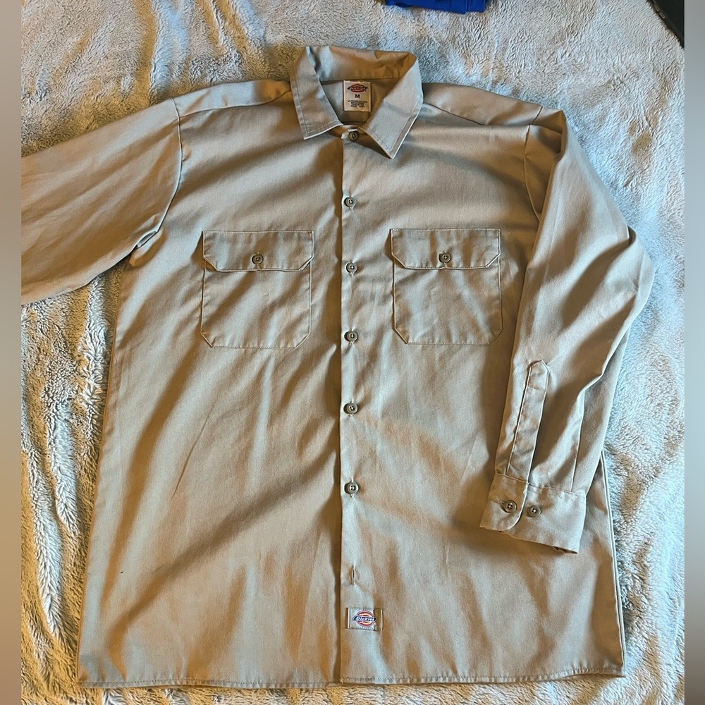 Worn twice doesn’t fit